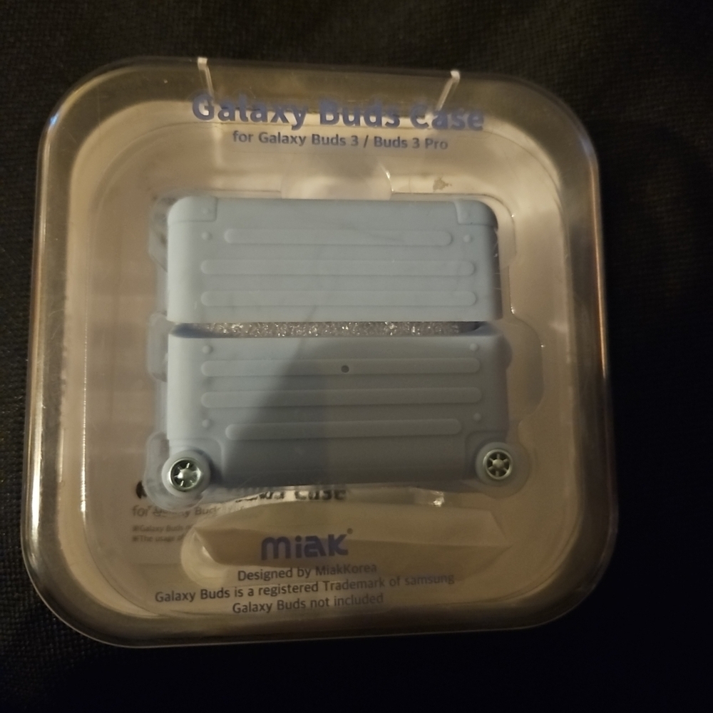 MIA Light Blue Galaxy Buds Case